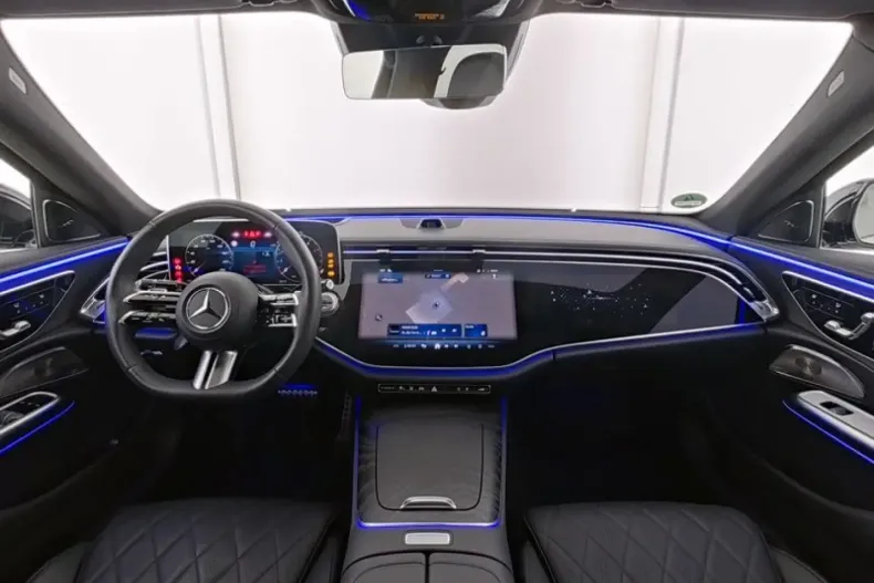 Mercedes-Benz E 450 din 2023 cu 19.977 km - oferta MER162348 - foto 6