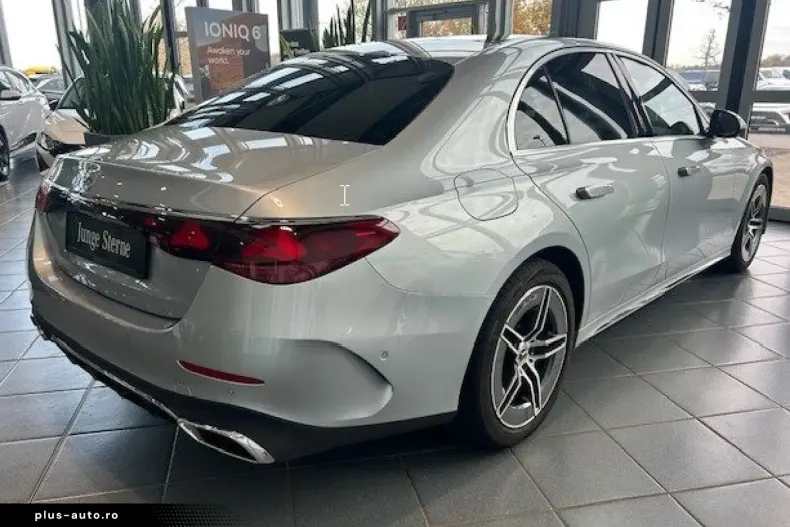Mercedes-Benz E 450 din 2024 cu 11.815 km - oferta MER162349 - foto 4