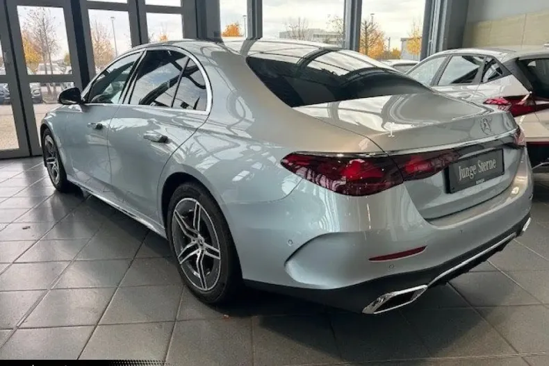 Mercedes-Benz E 450 din 2024 cu 11.815 km - oferta MER162349 - foto 6