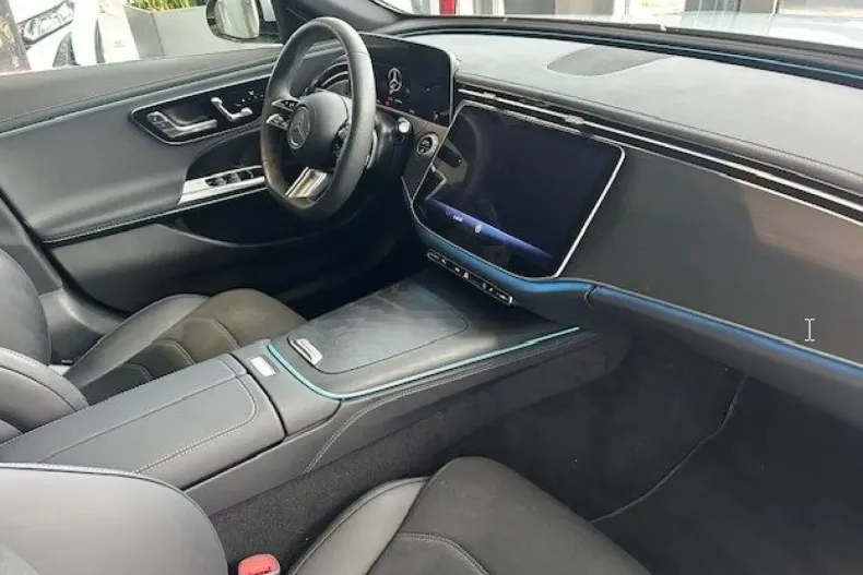 Mercedes-Benz E 450 din 2024 cu 11.815 km - oferta MER162349 - foto 12