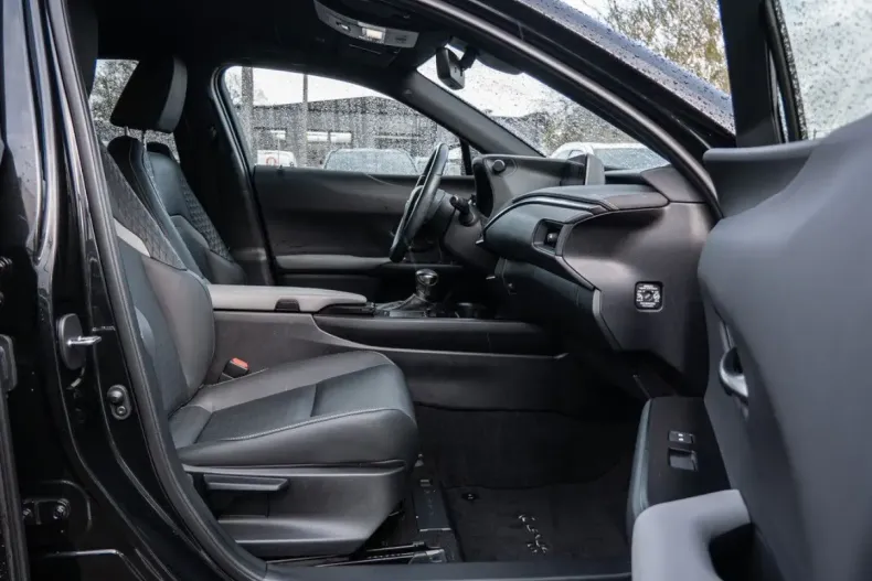 Lexus UX din 2021 cu 52.922 km - oferta LEX162354 - foto 11