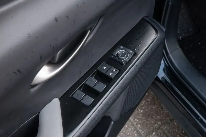 Lexus UX din 2021 cu 52.922 km - oferta LEX162354 - foto 41