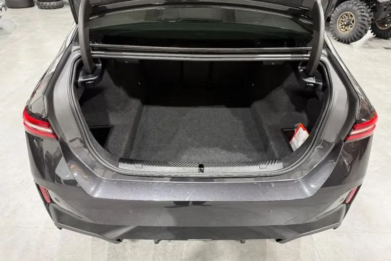 BMW 520 din 2025 cu 21.800 km - oferta BMW162371 - foto 18