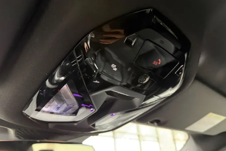 BMW 520 din 2025 cu 21.800 km - oferta BMW162371 - foto 49