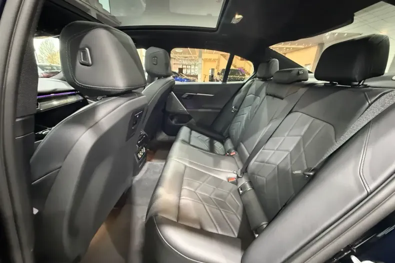 BMW 520 din 2025 cu 22.300 km - oferta BMW162372 - foto 19