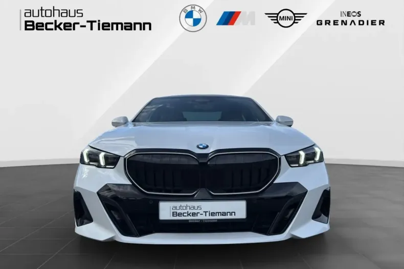 BMW 540 din 2024 cu 25.027 km - oferta BMW162373 - foto 2