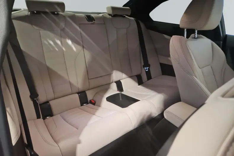 BMW M240i din 2024 cu 3.902 km - oferta BMW162383 - foto 10