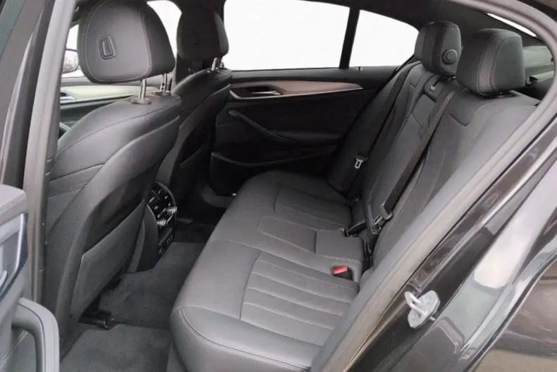 BMW 520 din 2023 cu 55.769 km - oferta BMW162390 - foto 8