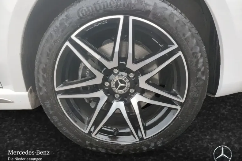 Mercedes-Benz V 300 din 2023 cu 51.713 km - oferta MER162391 - foto 4