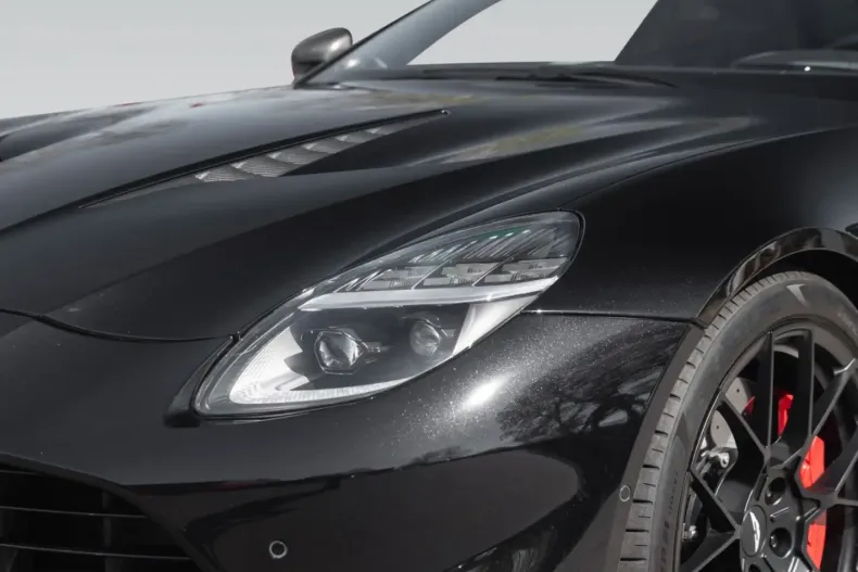 Aston Martin Vanquish din 2025 cu 7.500 km - oferta AST162394 - foto 8