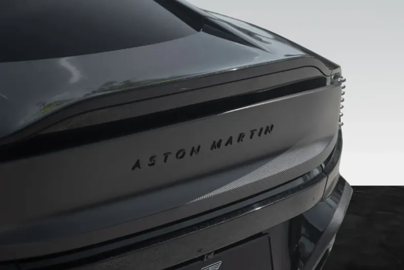 Aston Martin Vanquish din 2025 cu 7.500 km - oferta AST162394 - foto 16