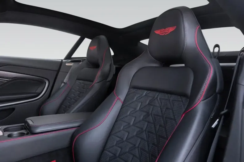 Aston Martin Vanquish din 2025 cu 7.500 km - oferta AST162394 - foto 20