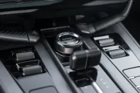 Aston Martin Vanquish din 2025 cu 7.500 km - oferta AST162394 - foto 26