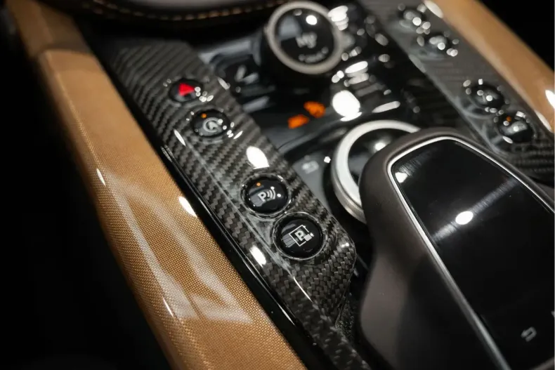 Aston Martin DBX din 2023 cu 26.335 km - oferta AST162397 - foto 40