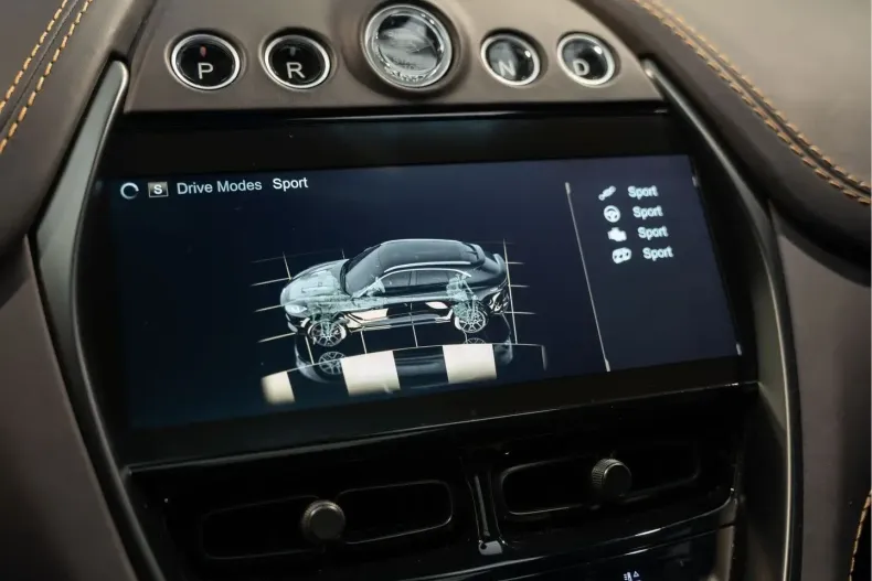 Aston Martin DBX din 2023 cu 26.335 km - oferta AST162397 - foto 49