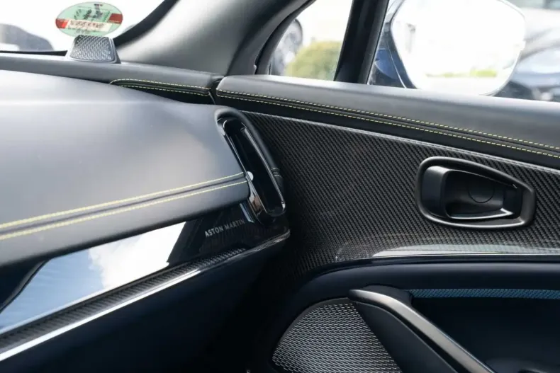 Aston Martin DBX din 2024 cu 18.290 km - oferta AST162400 - foto 35