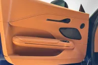 Aston Martin V8 Vantage din 2024 cu 4.500 km - oferta AST162404 - foto 23