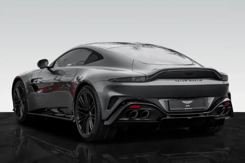 Aston Martin V8 Vantage din 2025 cu 5.500 km - oferta AST162405 - foto 2