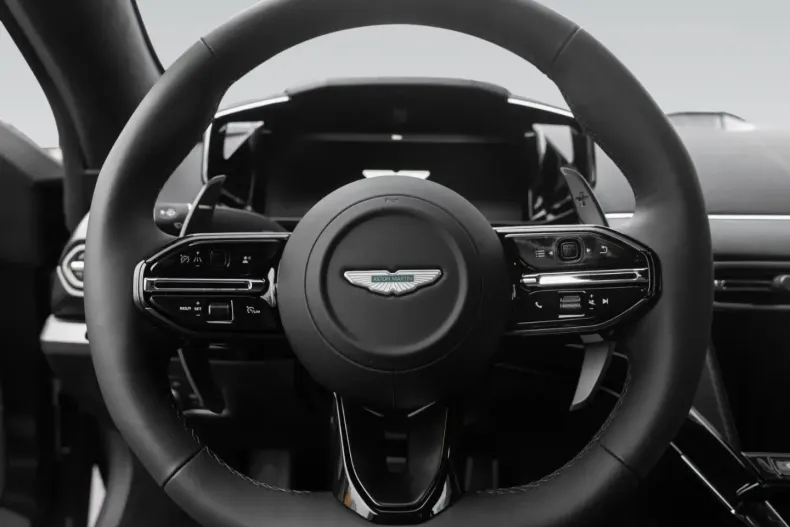 Aston Martin V8 Vantage din 2025 cu 5.500 km - oferta AST162405 - foto 16