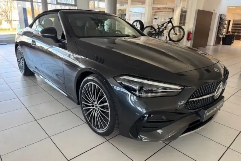 Mercedes-Benz CLE 200 din 2024 cu 11.821 km - oferta MER162406 - foto 1