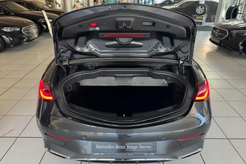 Mercedes-Benz CLE 200 din 2024 cu 11.821 km - oferta MER162406 - foto 7