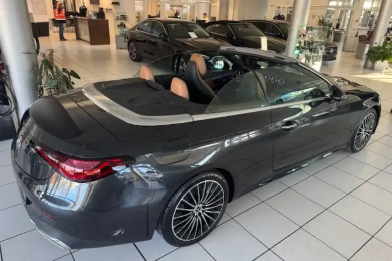 Mercedes-Benz CLE 200 din 2024 cu 11.821 km - oferta MER162406 - foto 17