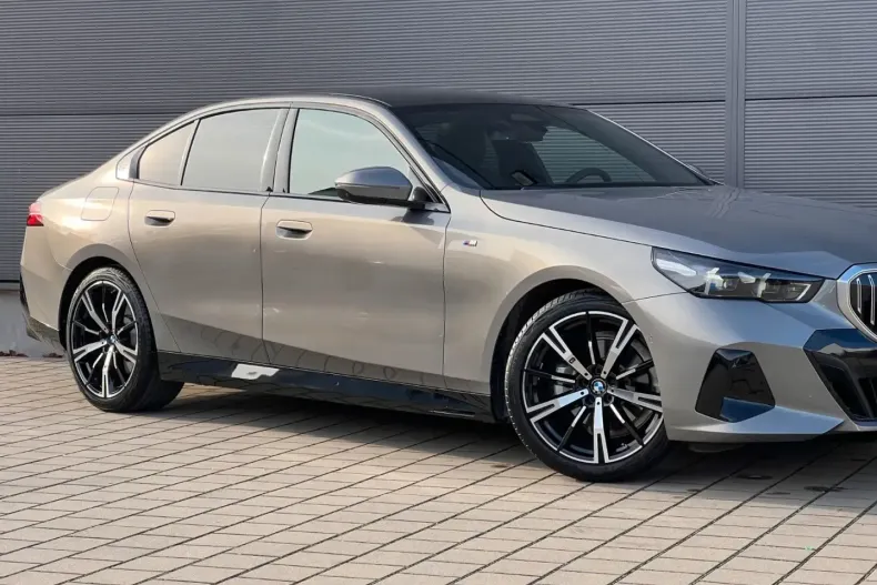 BMW 520 din 2024 cu 17.279 km - oferta BMW162407 - foto 2