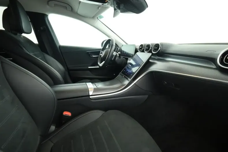 Mercedes-Benz C 300 din 2022 cu 65.659 km - oferta MER162410 - foto 18