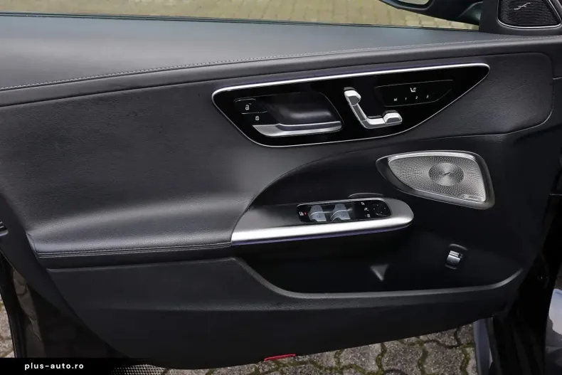 Mercedes-Benz C 300 din 2022 cu 70.760 km - oferta MER162412 - foto 11