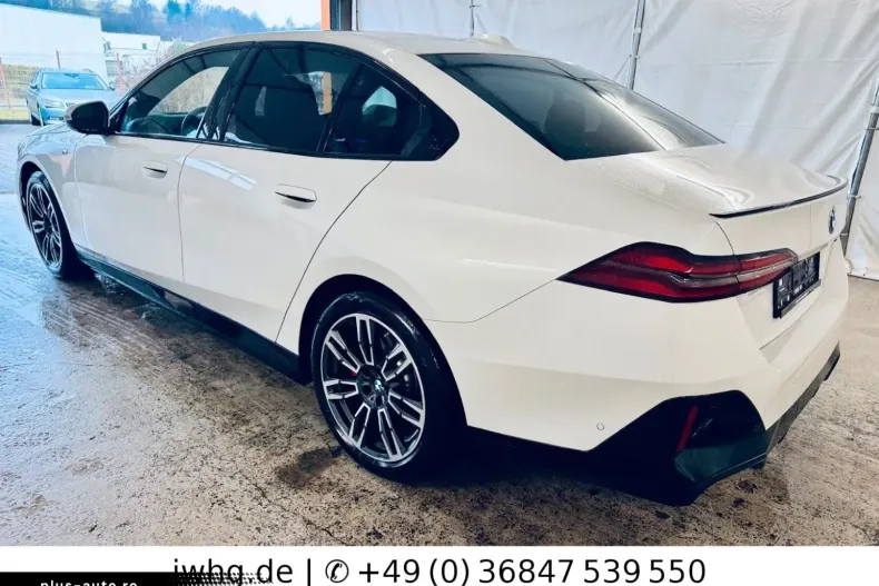 BMW 520 din 2024 cu 5.600 km - oferta BMW162415 - foto 9