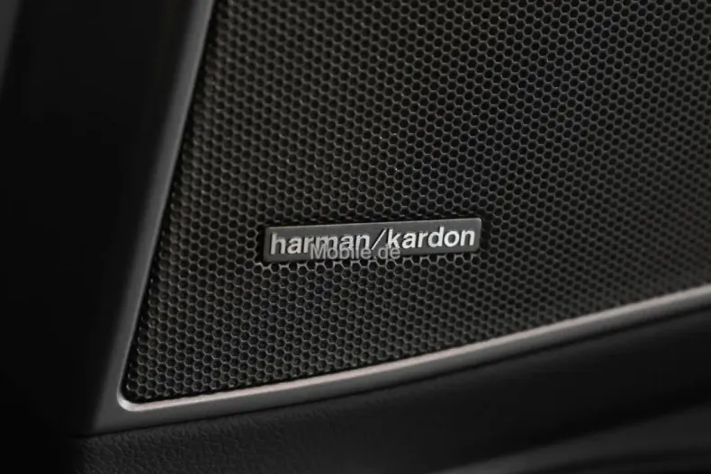 BMW 330 din 2024 cu 9.702 km - oferta BMW162417 - foto 13