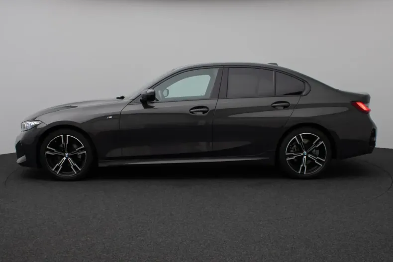 BMW 320 din 2024 cu 25.550 km - oferta BMW162418 - foto 11