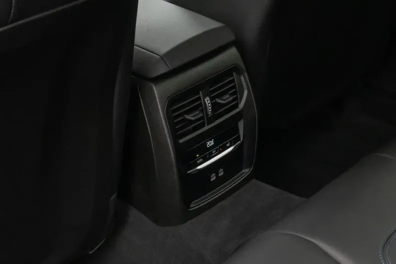 BMW 320 din 2024 cu 25.550 km - oferta BMW162418 - foto 29