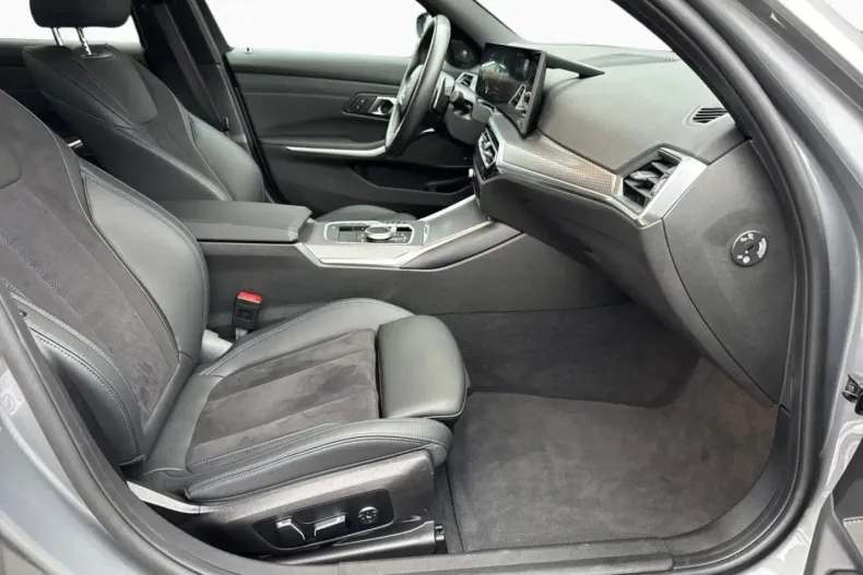 BMW 330 din 2024 cu 10.880 km - oferta BMW162422 - foto 6