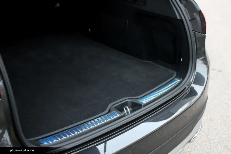 Mercedes-Benz GLC 200 din 2023 cu 19.827 km - oferta MER162423 - foto 13