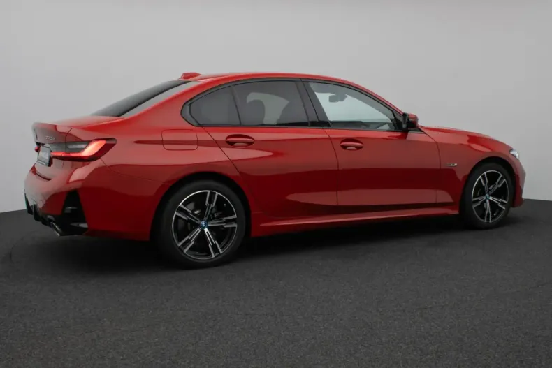 BMW 330 din 2022 cu 31.711 km - oferta BMW162427 - foto 6