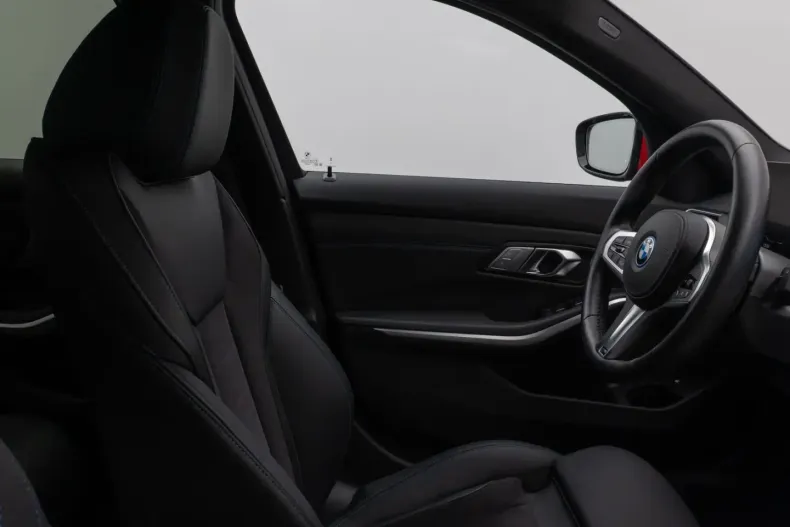 BMW 330 din 2022 cu 31.711 km - oferta BMW162427 - foto 36