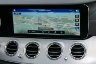 Mercedes-Benz E 200 din 2022 cu 61.343 km - oferta MER162428 - foto 7