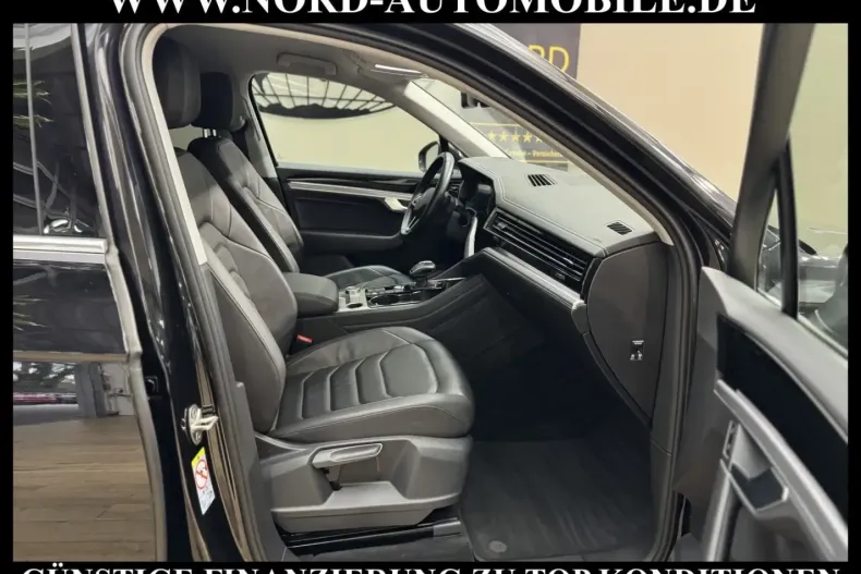 Volkswagen Touareg din 2021 cu 88.284 km - oferta VOL162429 - foto 16
