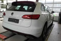 Volkswagen Touareg din 2021 cu 43.608 km - oferta VOL162430 - foto 3