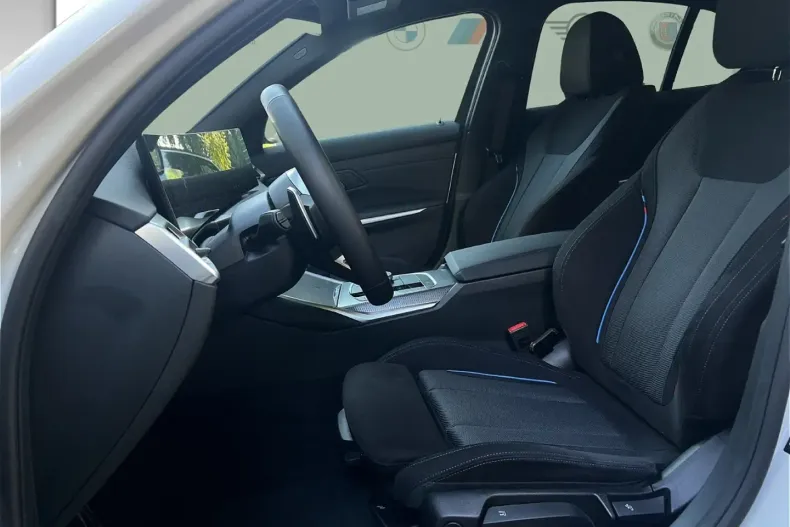 BMW 320 din 2025 cu 4.400 km - oferta BMW162431 - foto 10