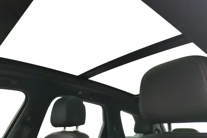 Volkswagen Touareg din 2021 cu 85.800 km - oferta VOL162434 - foto 9