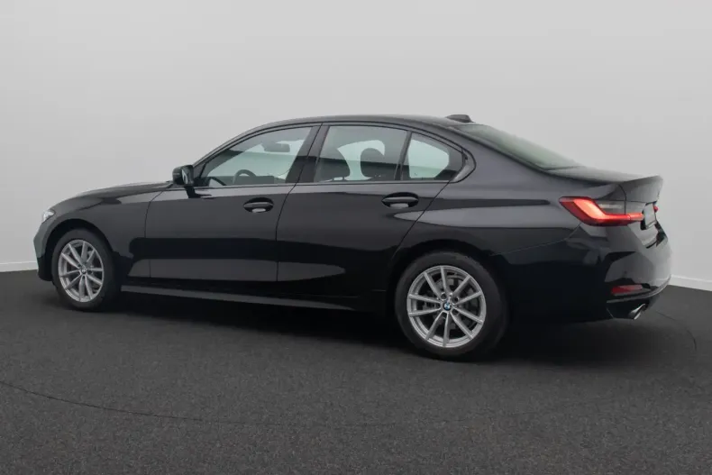 BMW 318 din 2023 cu 51.600 km - oferta BMW162437 - foto 10