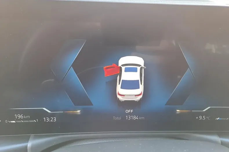 BMW 320 din 2024 cu 13.180 km - oferta BMW162438 - foto 9