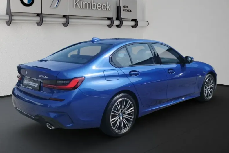 BMW 330 din 2022 cu 9.419 km - oferta BMW162439 - foto 2