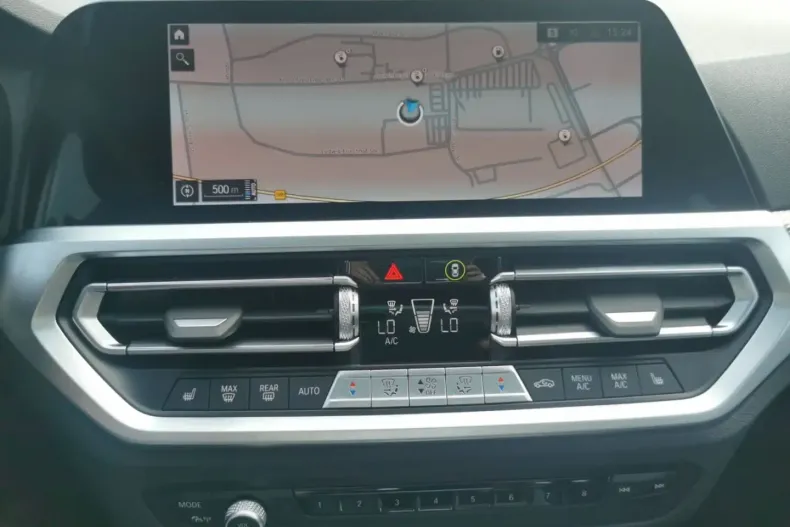 BMW 330 din 2022 cu 9.419 km - oferta BMW162439 - foto 8