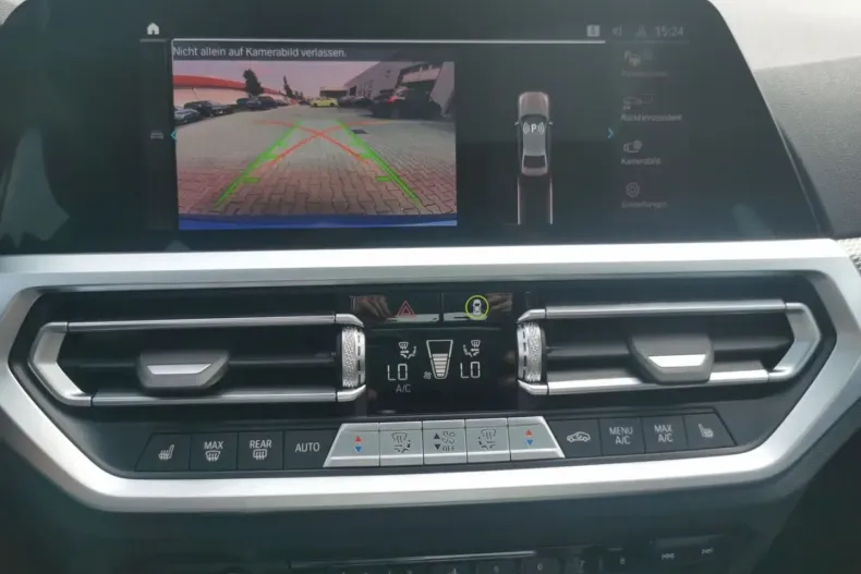 BMW 330 din 2022 cu 9.419 km - oferta BMW162439 - foto 9