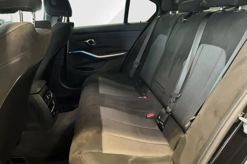 BMW 320 din 2024 cu 24.155 km - oferta BMW162441 - foto 11