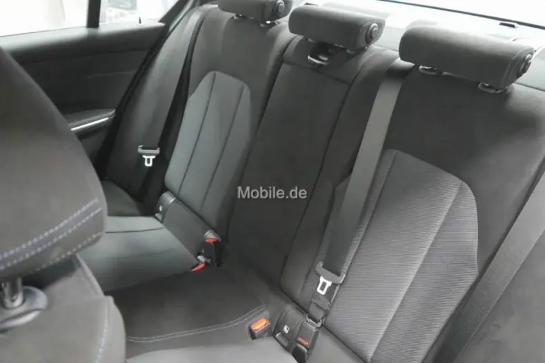 BMW 330 din 2025 cu 31.004 km - oferta BMW162444 - foto 8