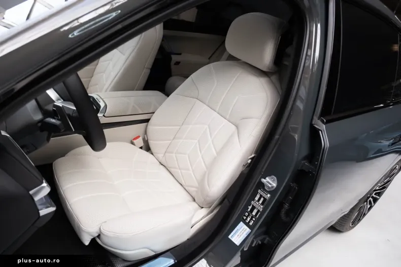 BMW 740 din 2024 cu 10 km - oferta BMW162447 - foto 20